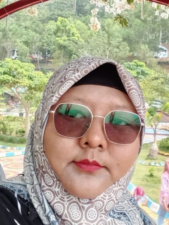 IRZA YUANA, S.Pd.